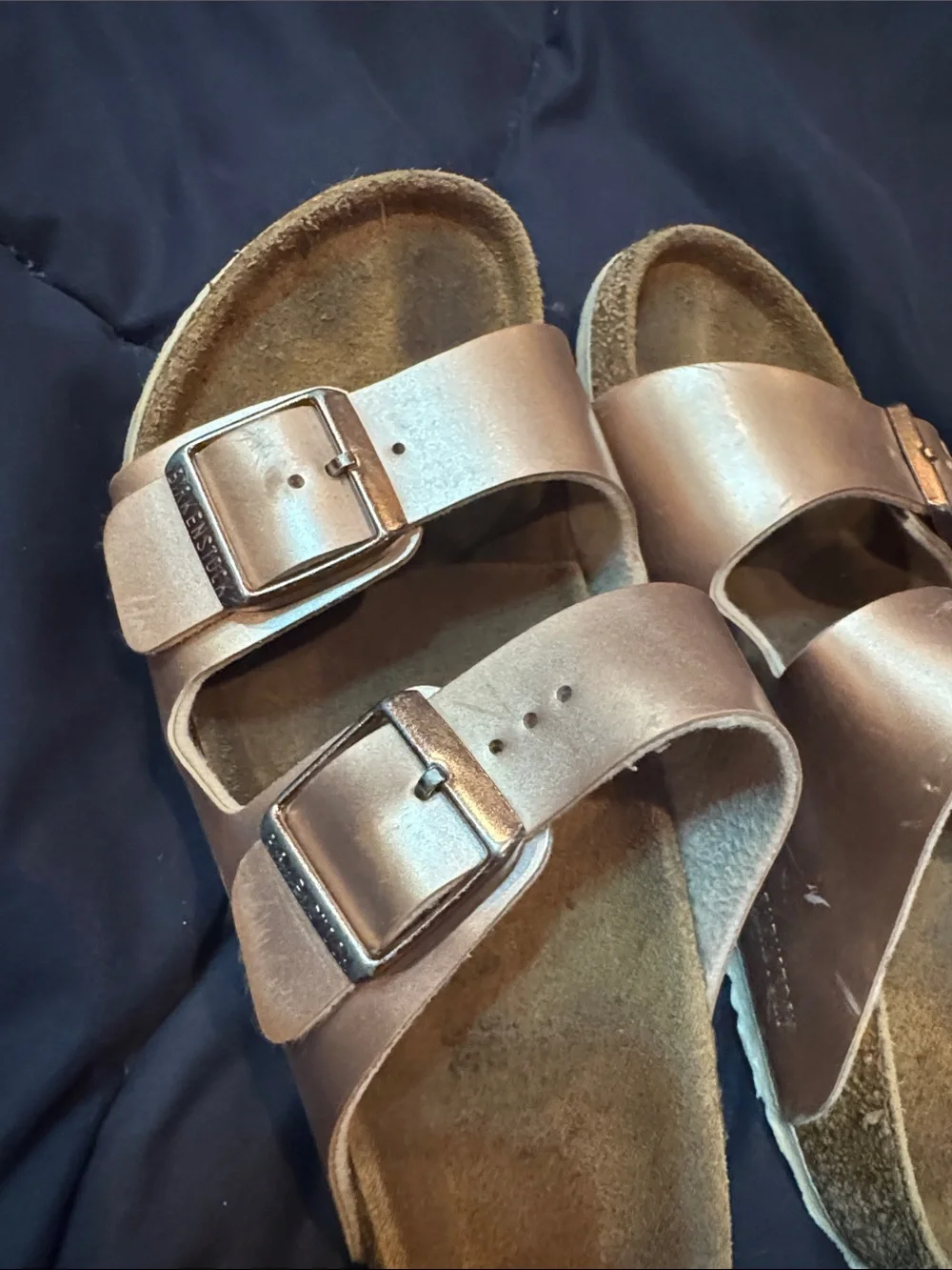 Birkenstock gold  Double-Buckle Slide Sandals Girls size 4
